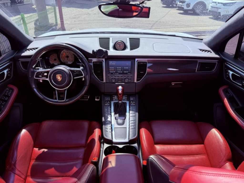 Porsche Macan - Vista 4