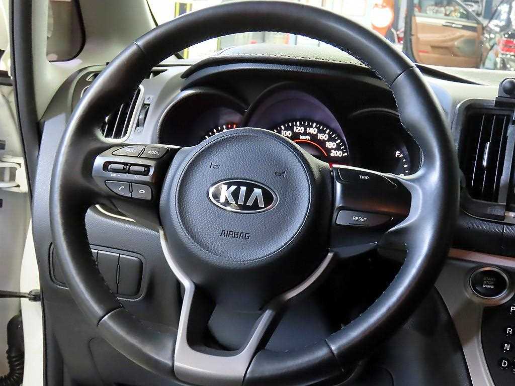 KIA Ray - Vista 8
