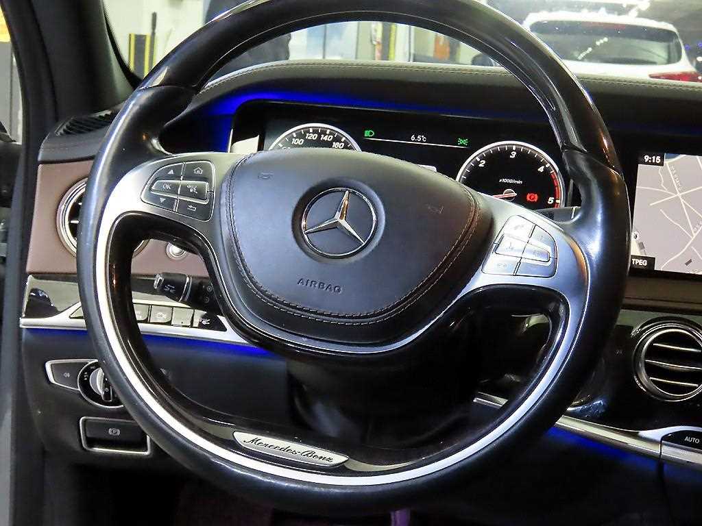 Mercedes Benz S Class - Vista 8