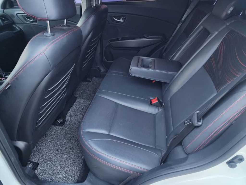 Ssangyong Tivoli 2017 - Importación desde Corea - HF Imports Iquique - Foto 17