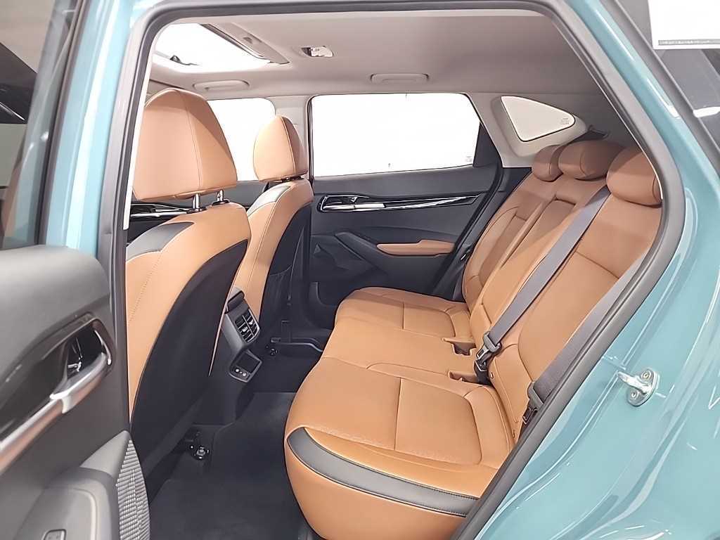KIA Seltos - Vista 12