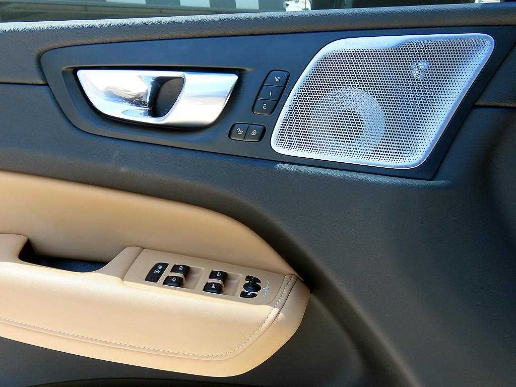 Volvo XC60 - Vista 12