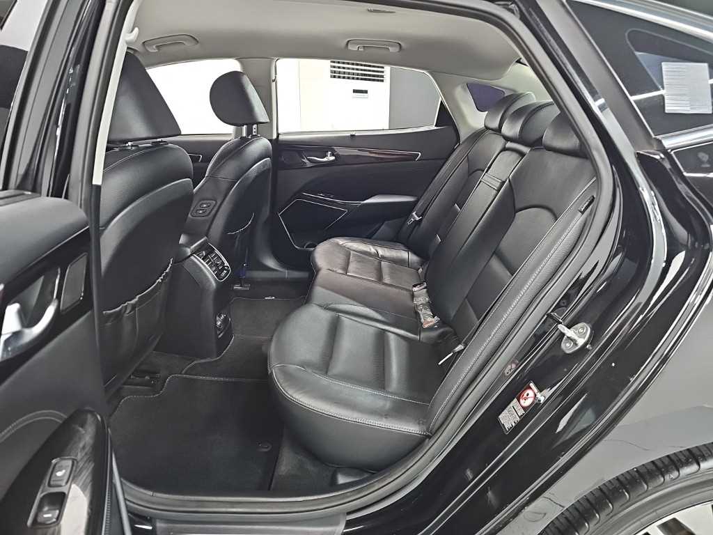 KIA K7 - Vista 12
