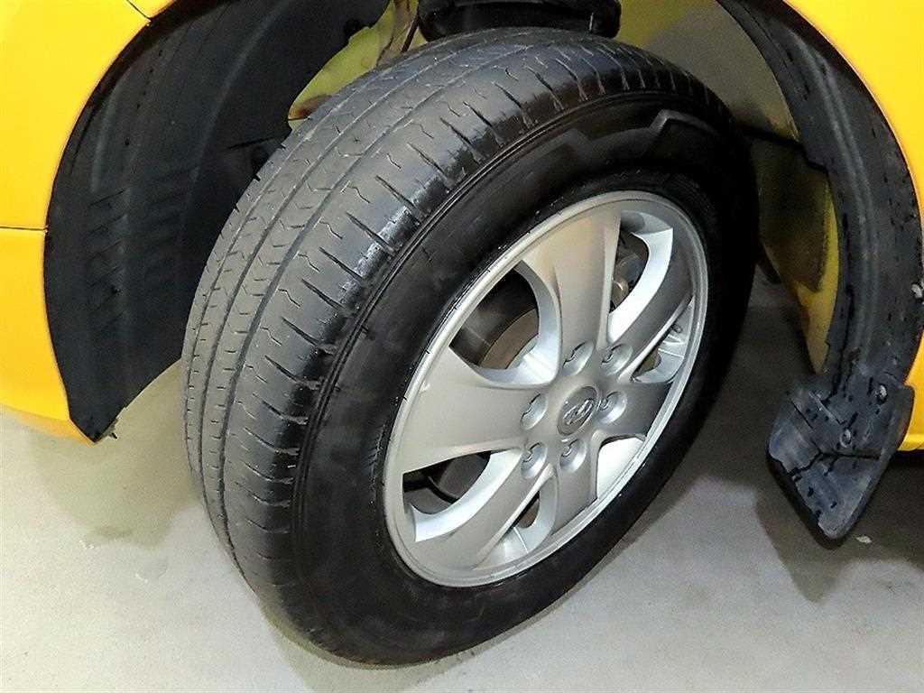 HYUNDAI Starex 2021 Amarillo - Importación desde Corea - HF Imports Iquique - Foto 17