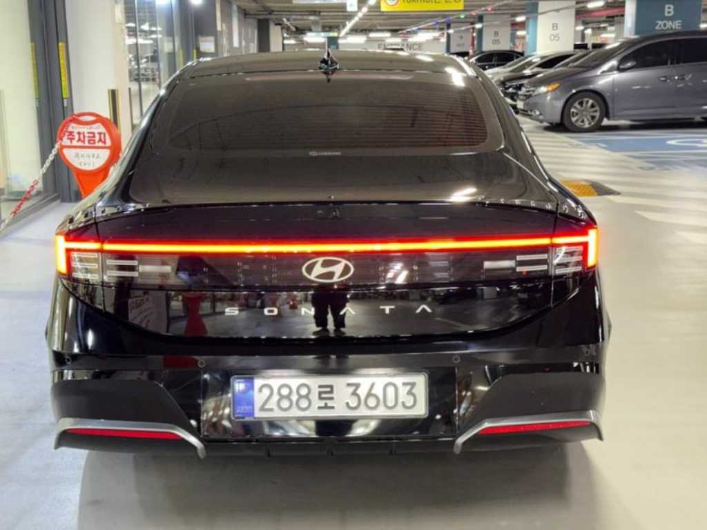 HYUNDAI Sonata - Vista 5