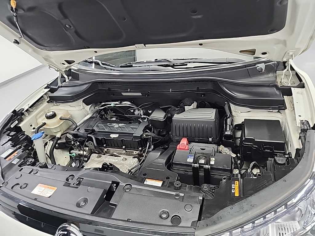 Ssangyong Tivoli - Vista 5