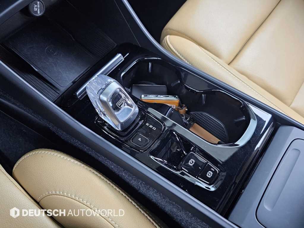 Volvo XC40 - Vista 9