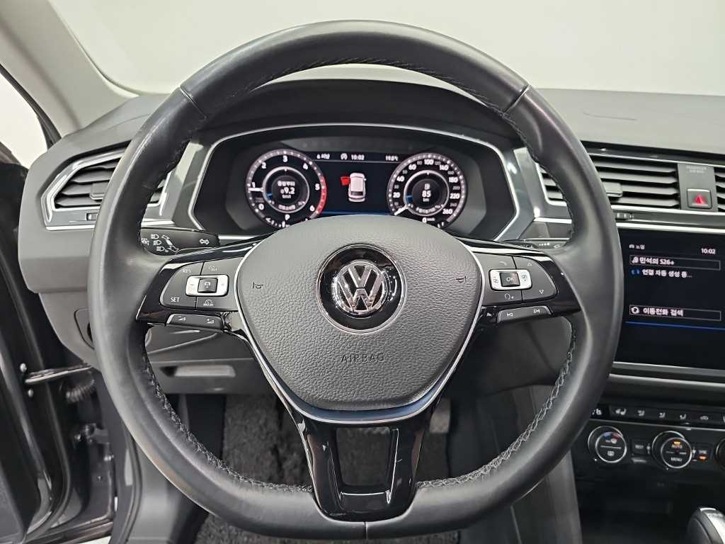Volkswagen Tiguan - Vista 9