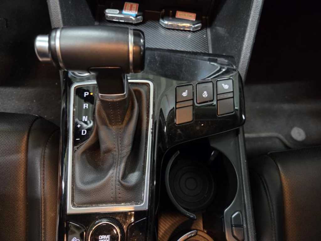 KIA Sportage - Vista 11
