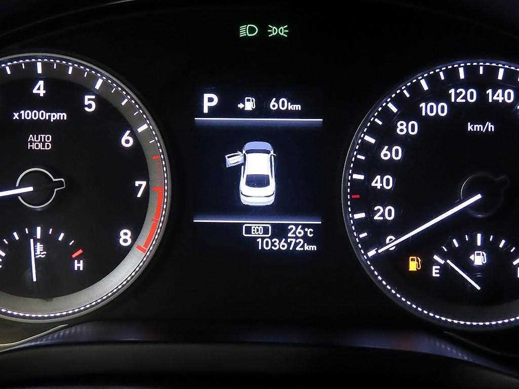 HYUNDAI Grandeur - Vista 9