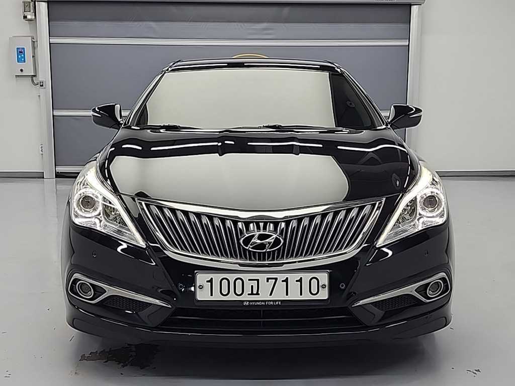 HYUNDAI Grandeur - Vista 2