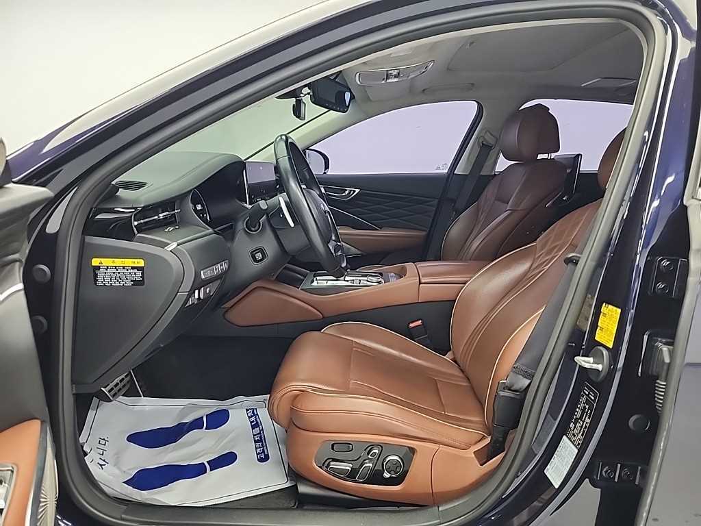 KIA K9 - Vista 11