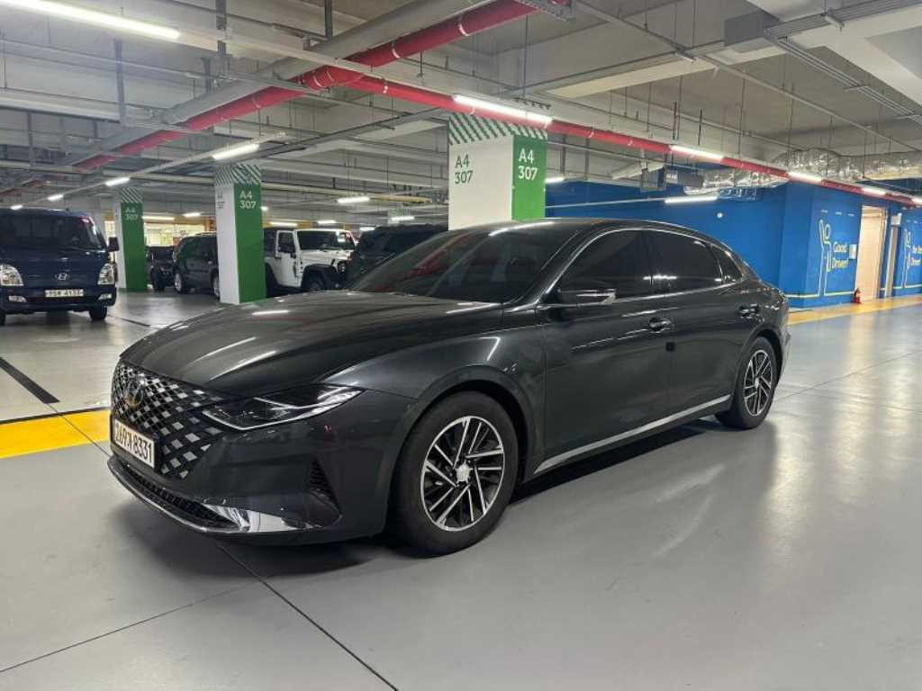HYUNDAI Grandeur - Vista 2