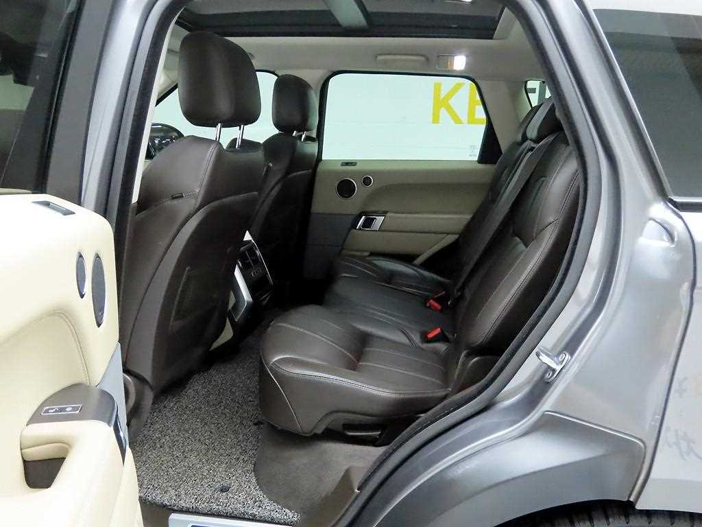 Land Rover Range Rover Sports - Vista 12