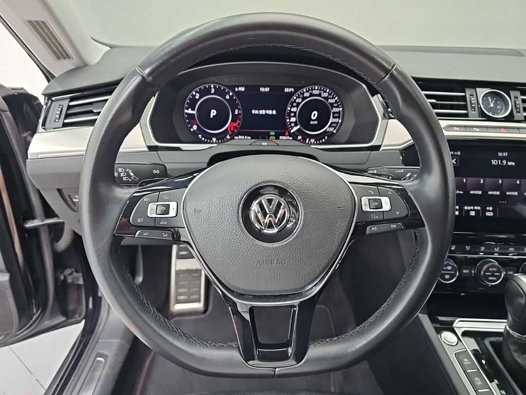 Volkswagen Arteon - Vista 9