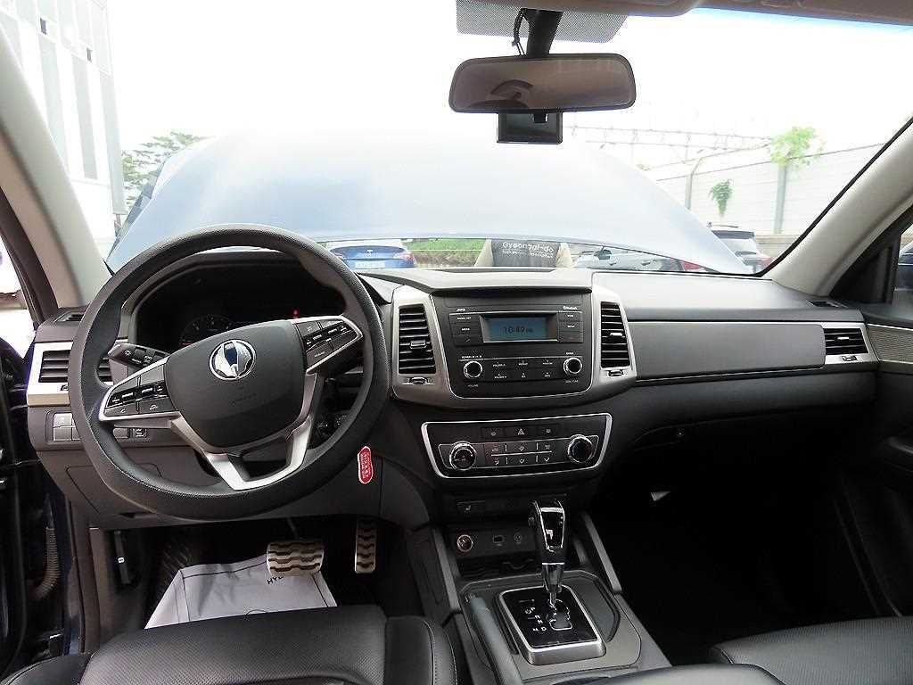 Ssangyong Rexton - Vista 7