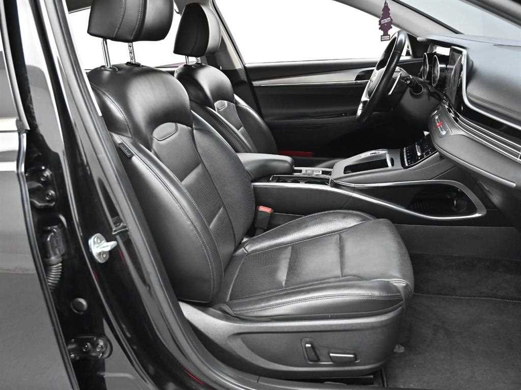 HYUNDAI Grandeur - Vista 10