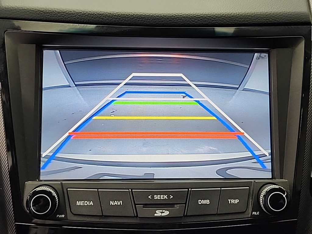 Ssangyong Tivoli 2017 Blanco - Importación desde Corea - HF Imports Iquique - Foto 14