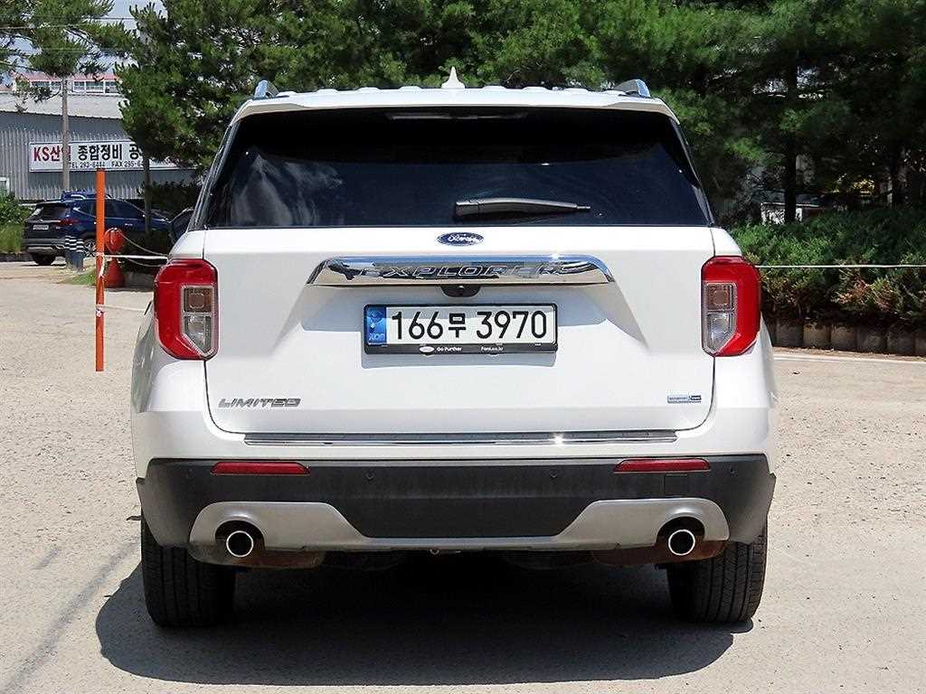 Ford Explorer - Vista 4