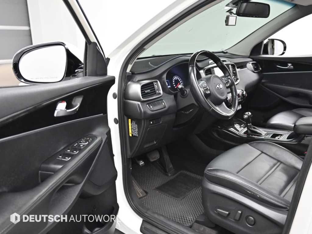 KIA Sorento - Vista 11