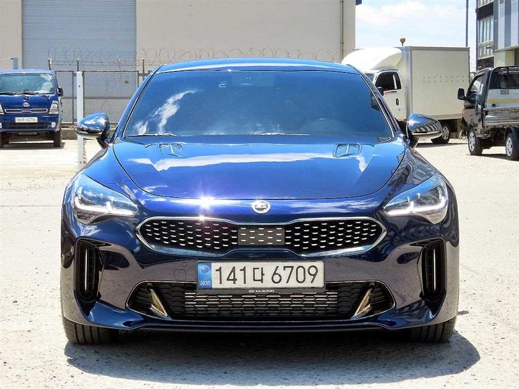 KIA Stinger 2021 Azul - Importación desde Corea - HF Imports Iquique - Foto 1