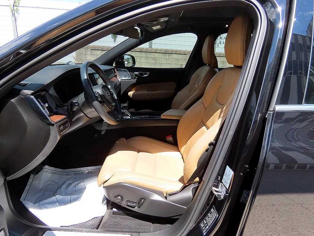 Volvo XC60 - Vista 5
