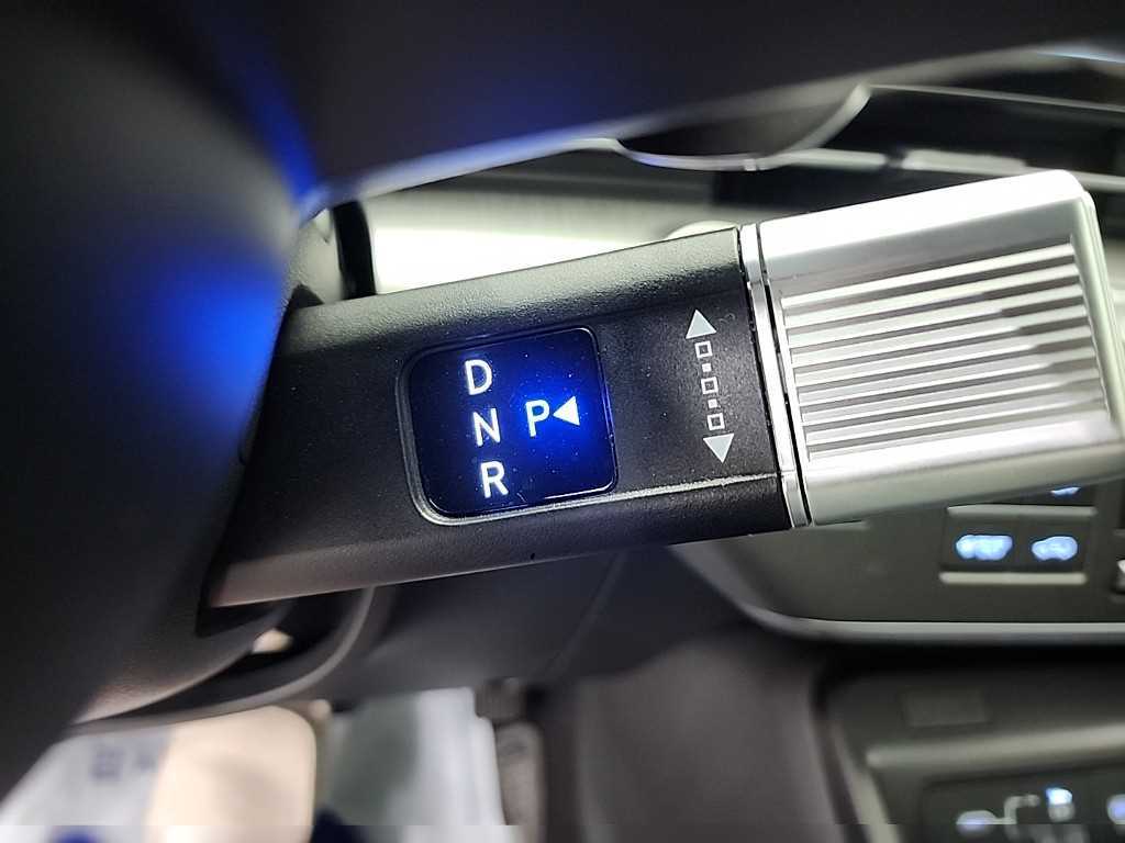 HYUNDAI Kona - Vista 8