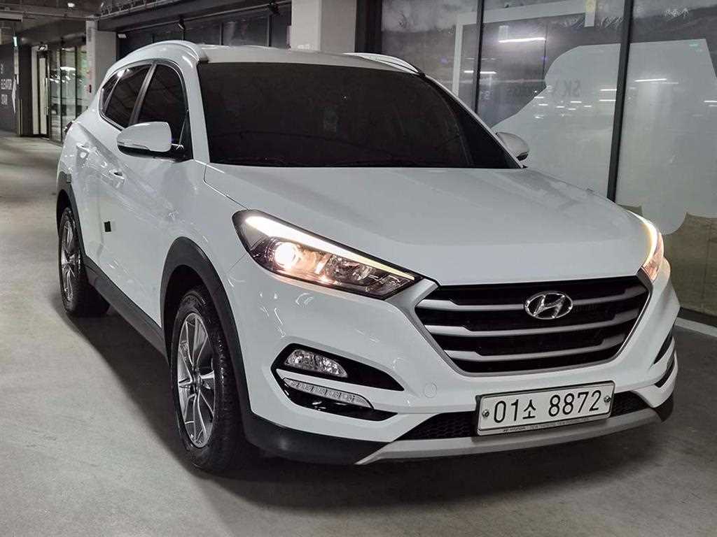 HYUNDAI Tucson 2018 Blanco - Importación desde Corea - HF Imports Iquique - Foto 1