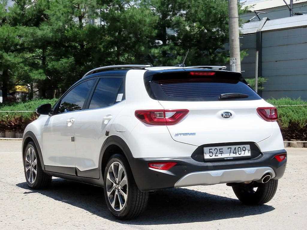 KIA Stonic - Vista 3
