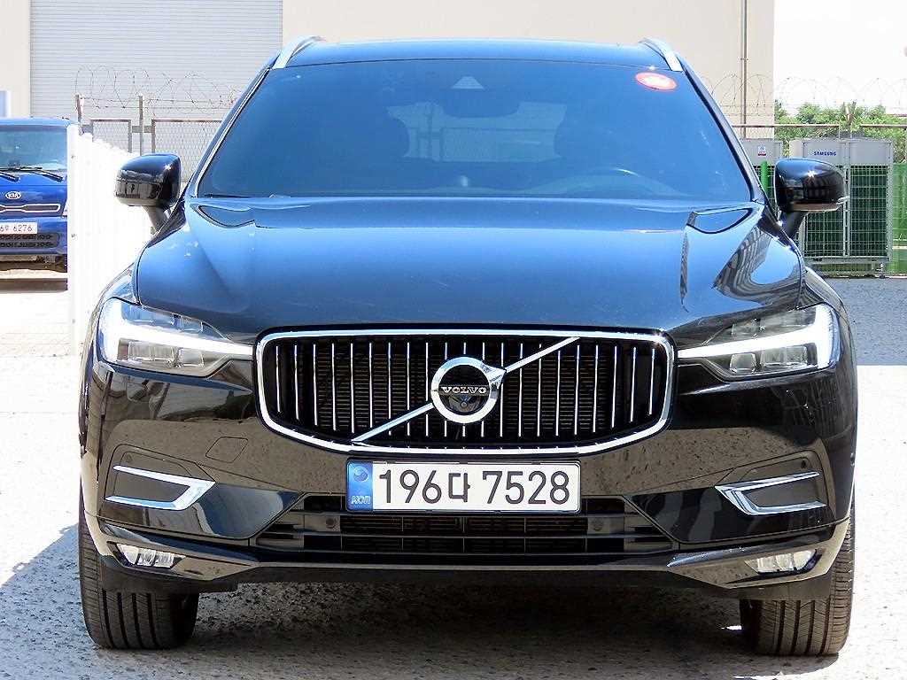 Volvo XC60 2021 Negro - Importación desde Corea - HF Imports Iquique - Foto 1