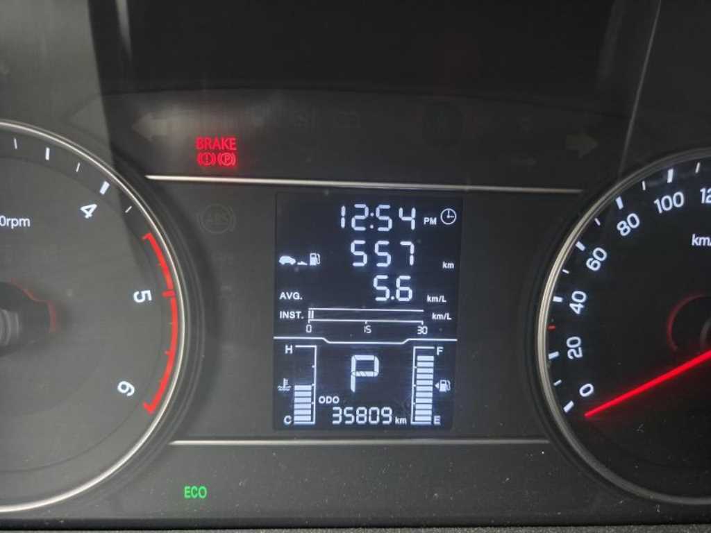 Ssangyong Rexton - Vista 11