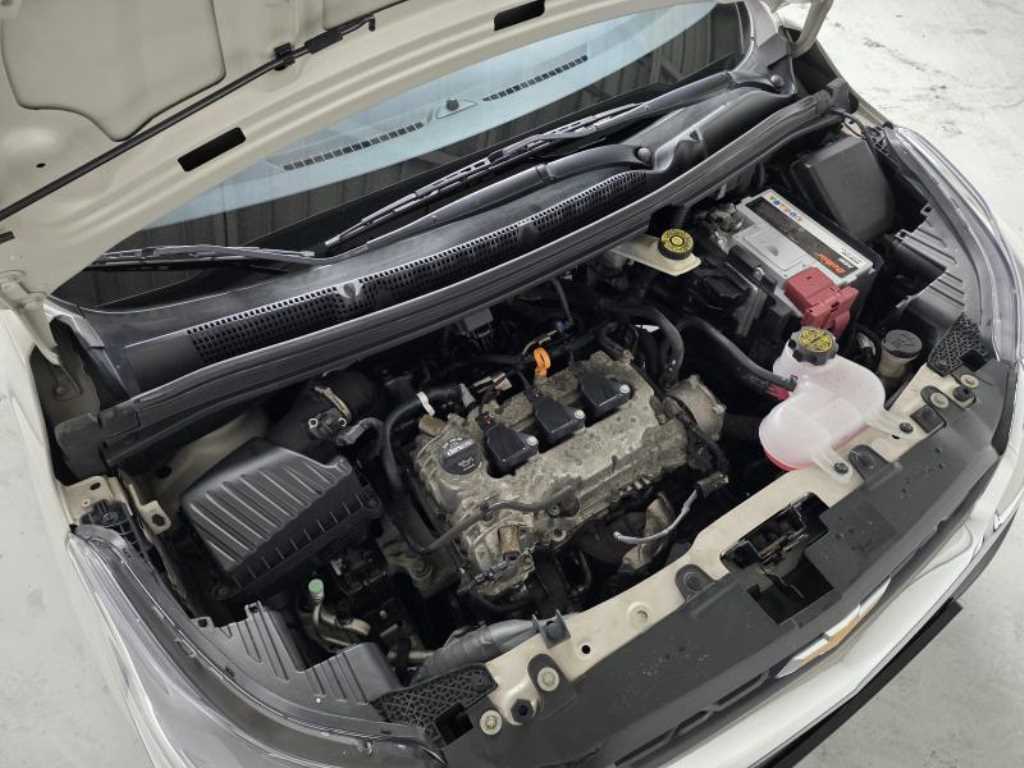 Chevrolet Spark - Vista 8