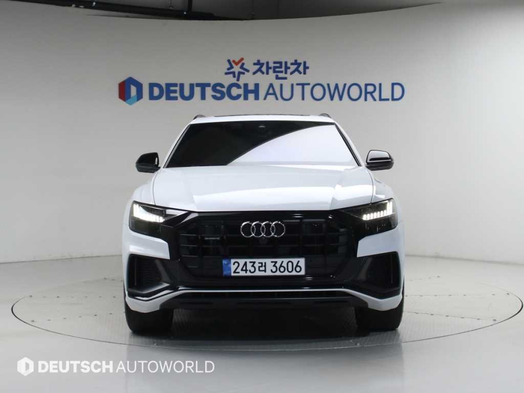 Audi Q8 - Vista 3