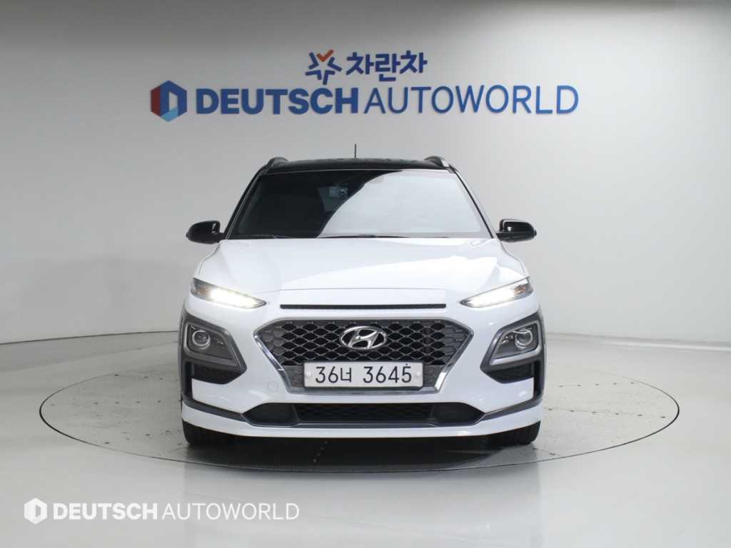 HYUNDAI Kona - Vista 3