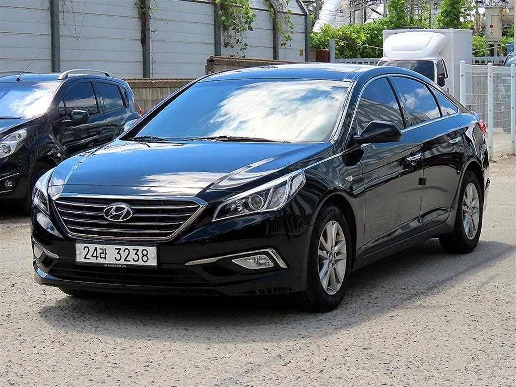 HYUNDAI Sonata - Vista 2