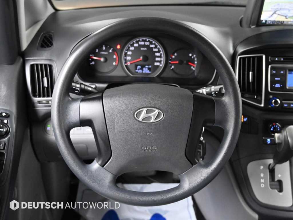 HYUNDAI Starex 2017 Azul - Importación desde Corea - HF Imports Iquique - Foto 13