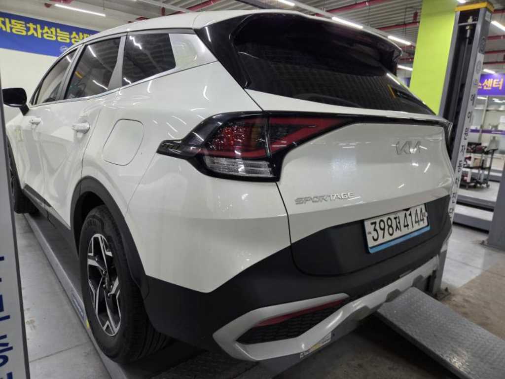 KIA Sportage - Vista 4