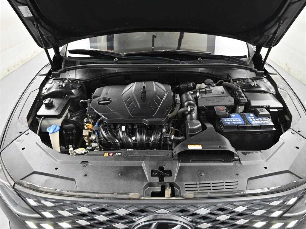 HYUNDAI Grandeur - Vista 6