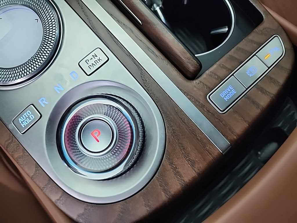 Genesis G80 - Vista 8