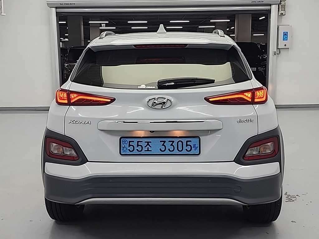 HYUNDAI Kona - Vista 3