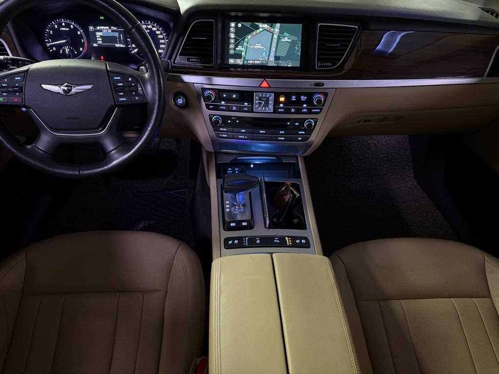 Genesis G80 - Vista 7