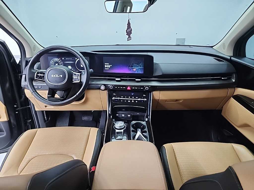 KIA Carnival - Vista 7