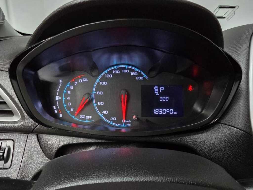 Chevrolet Spark - Vista 5
