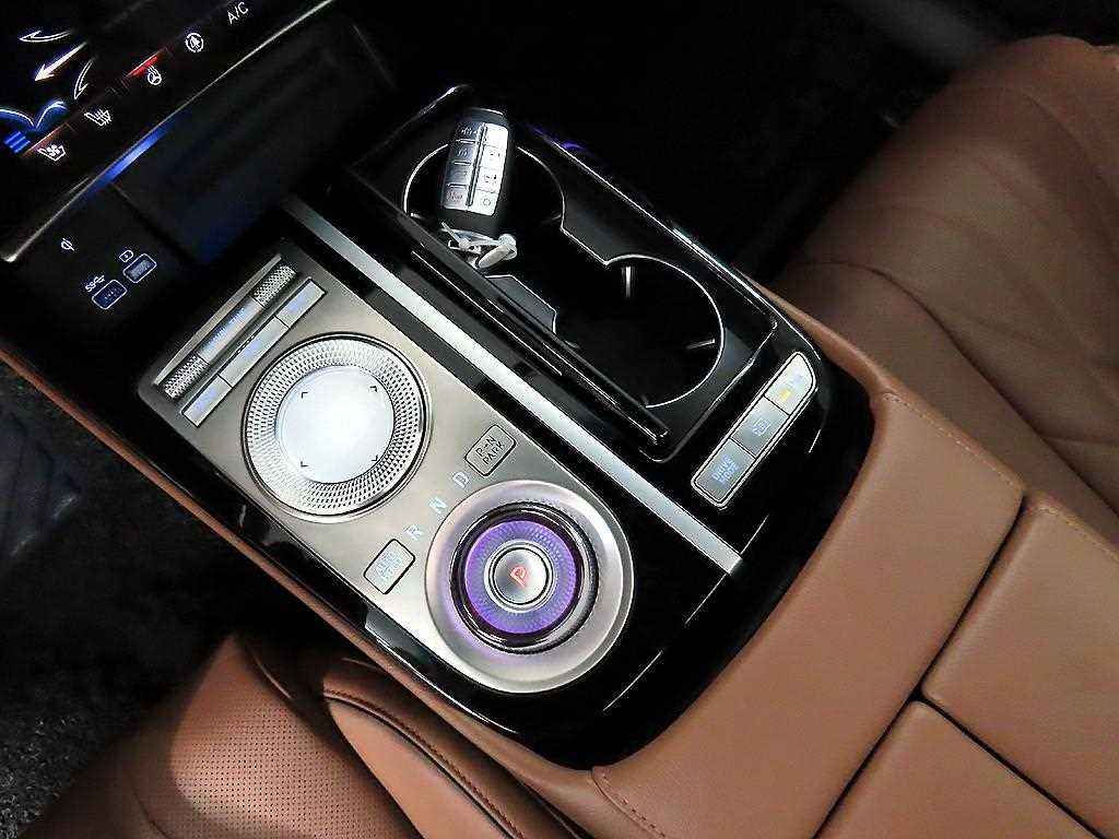 Genesis G80 - Vista 10