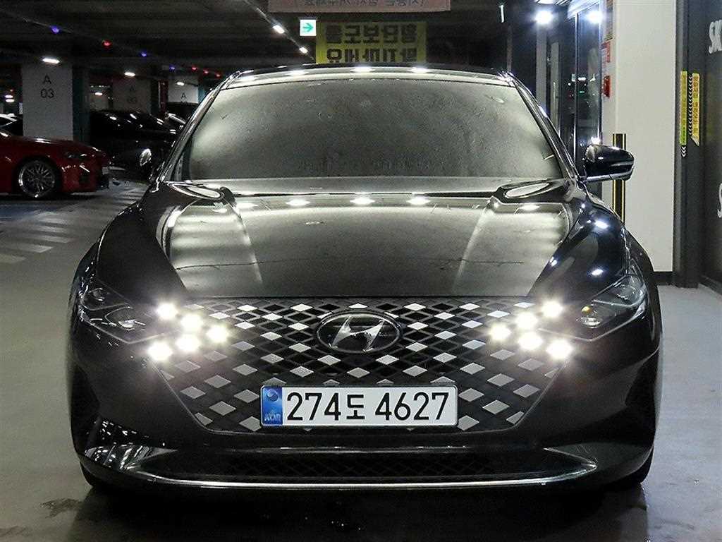 HYUNDAI Grandeur - Vista 2
