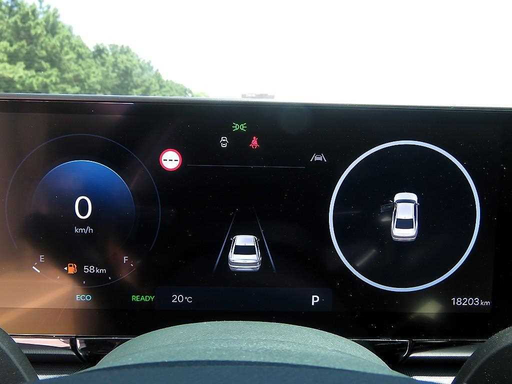 HYUNDAI Grandeur - Vista 11