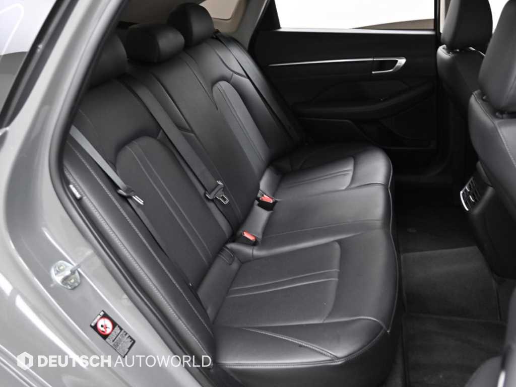 HYUNDAI Sonata - Vista 12