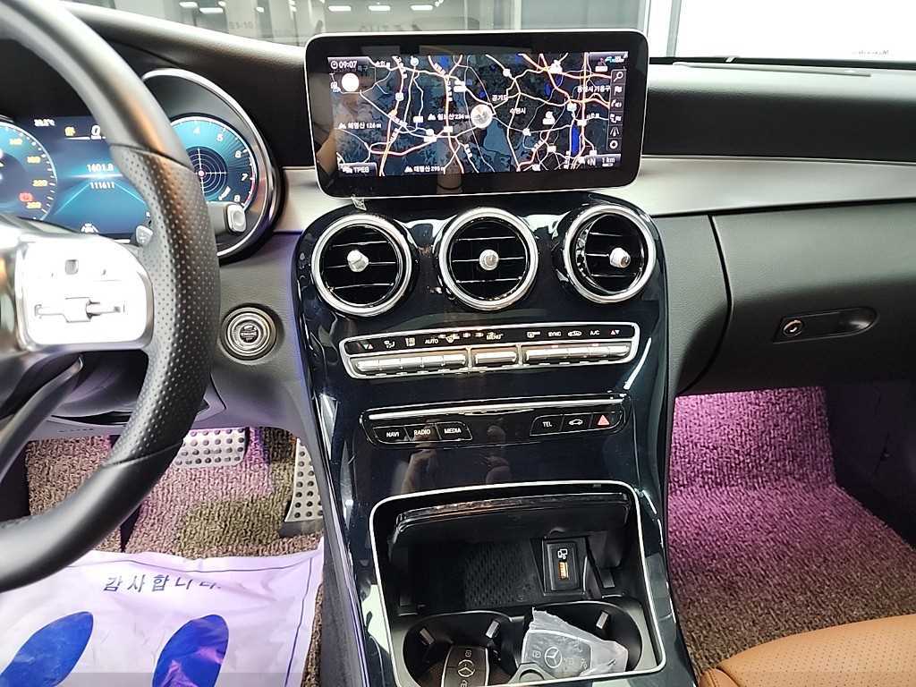 Mercedes Benz C Class - Vista 10