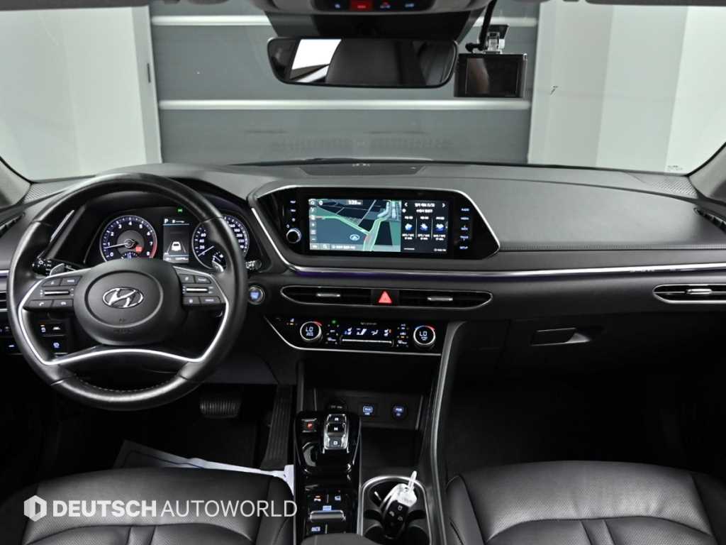 HYUNDAI Sonata - Vista 7