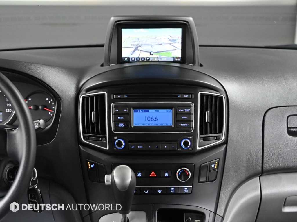 HYUNDAI Starex 2017 Azul - Importación desde Corea - HF Imports Iquique - Foto 14